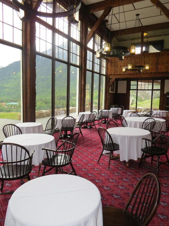 Prince Of Wales Hotel Waterton Park Exteriér fotografie