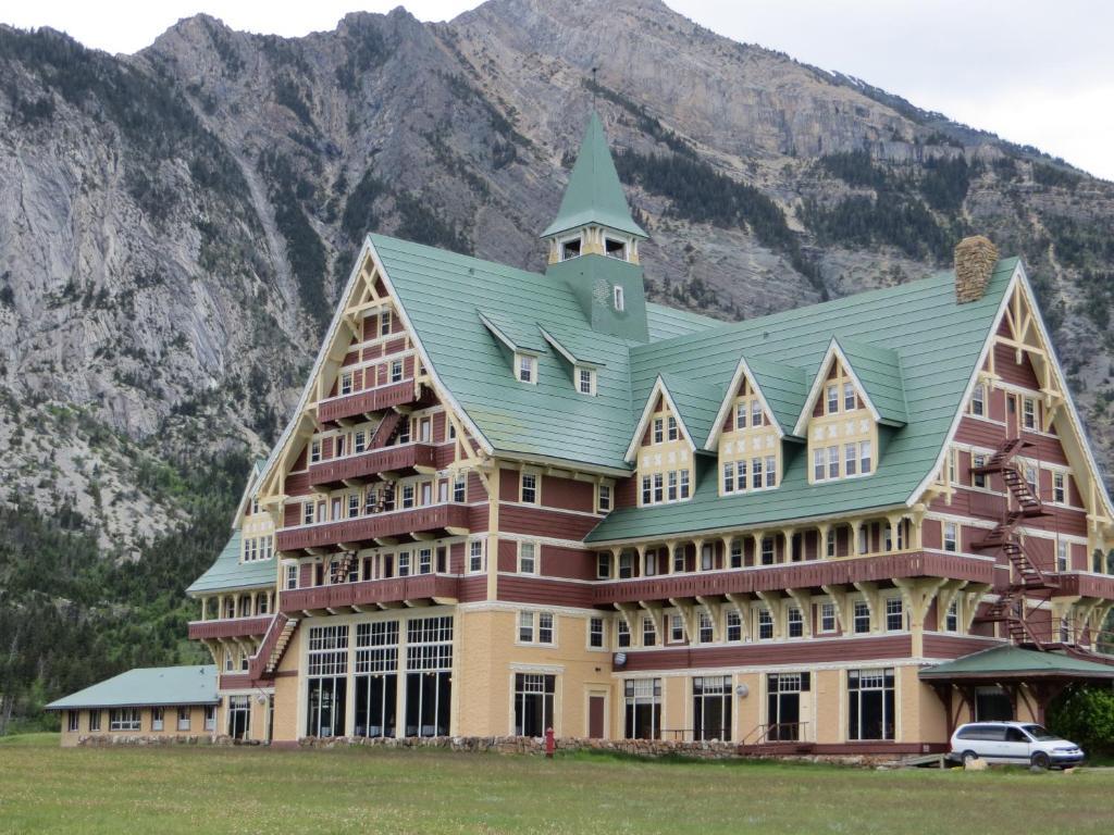 Prince Of Wales Hotel Waterton Park Exteriér fotografie