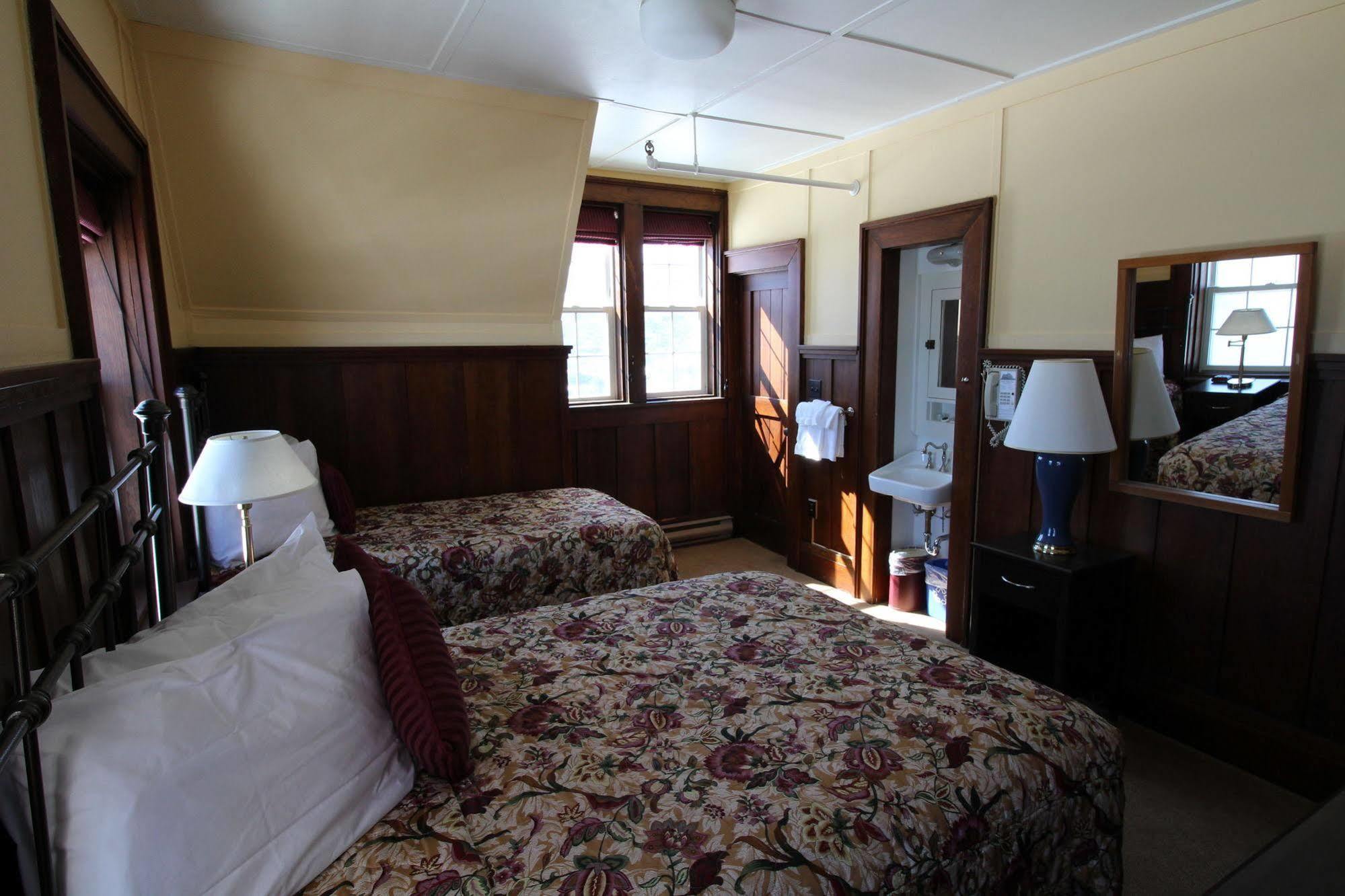 Prince Of Wales Hotel Waterton Park Exteriér fotografie